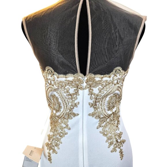 Elegant White Mermaid Gown/Dress Gold Lace Appliqué & Sheer Neckline Size M - Picture 6 of 13